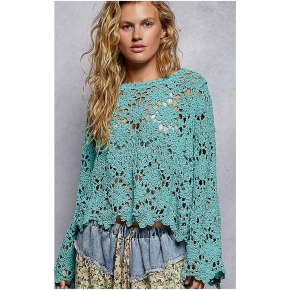 POL Teal Blue Chenille Bell sleeve Scallop hem Semi Sheer Top - Picture 2 of 5